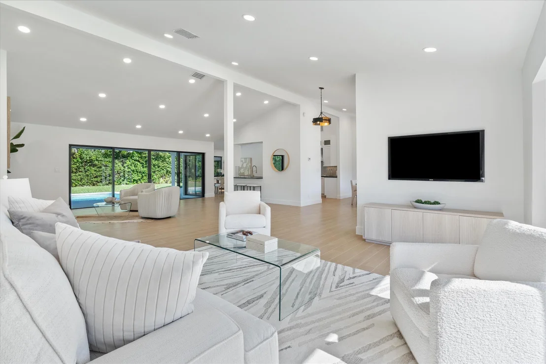 Photo of 4543 Gleneagles Drive
