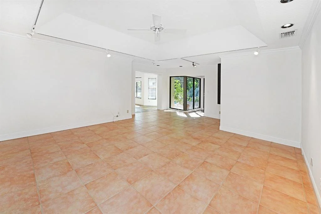 Photo of 4085 Georges Way