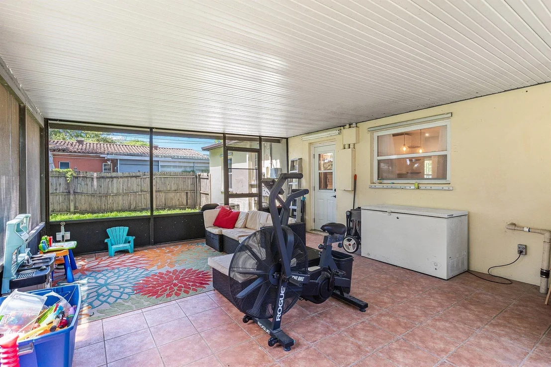 Photo of 3108 Clyde Road