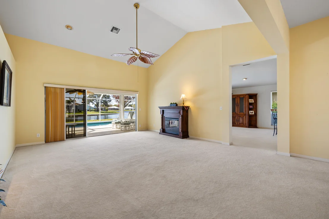 Photo of 2368 SW Danforth Circle