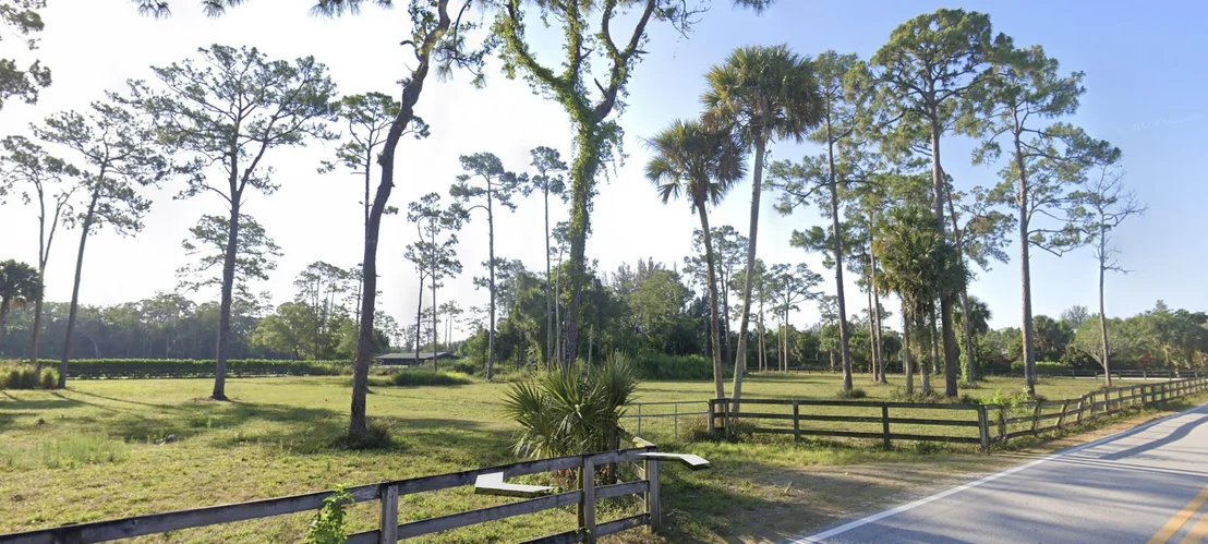 Photo of 392 F Road