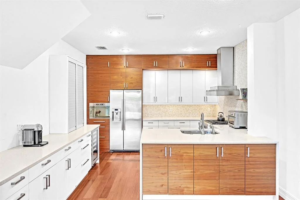 Photo of 6810 Portside Drive