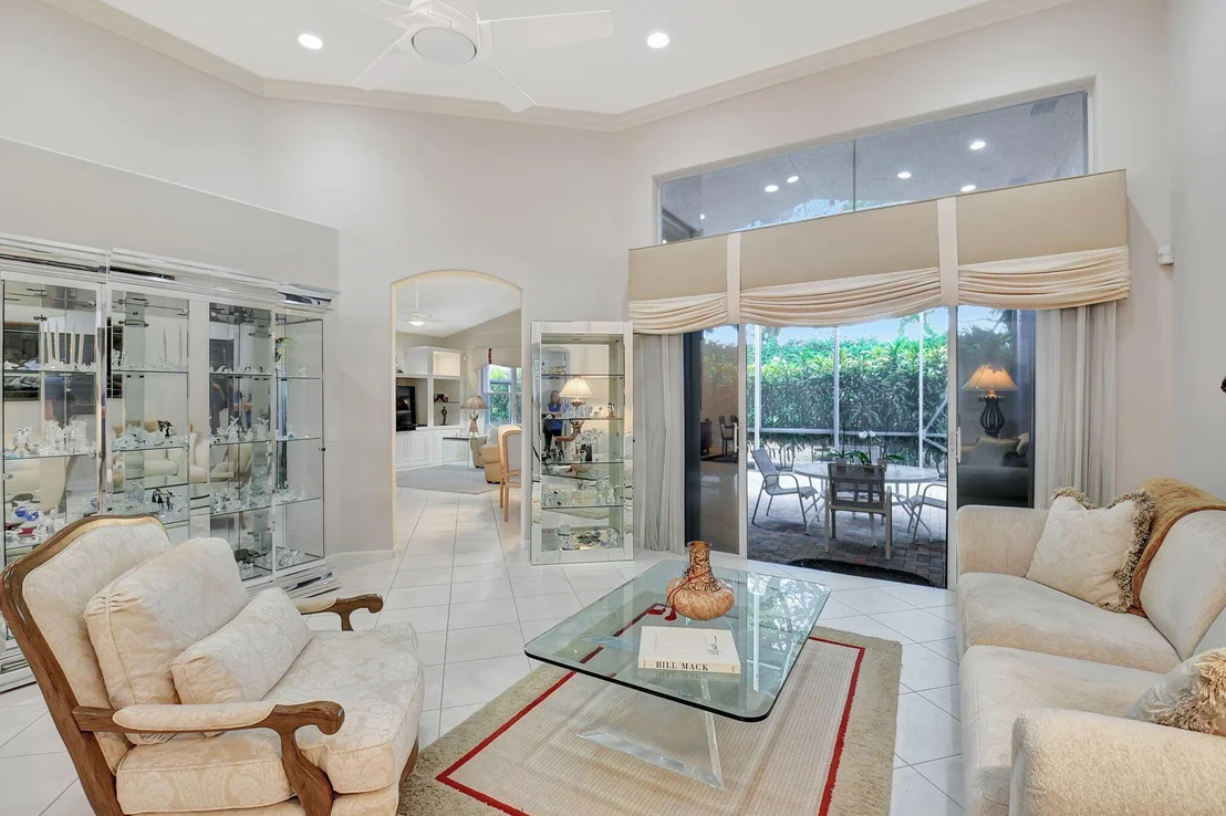 Photo of 7120 Francisco Bend Drive