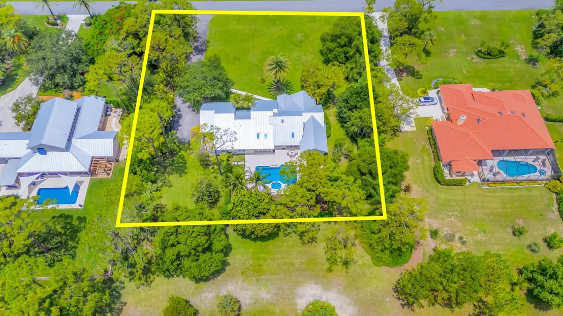 Photo of 1616 SE Colony Way