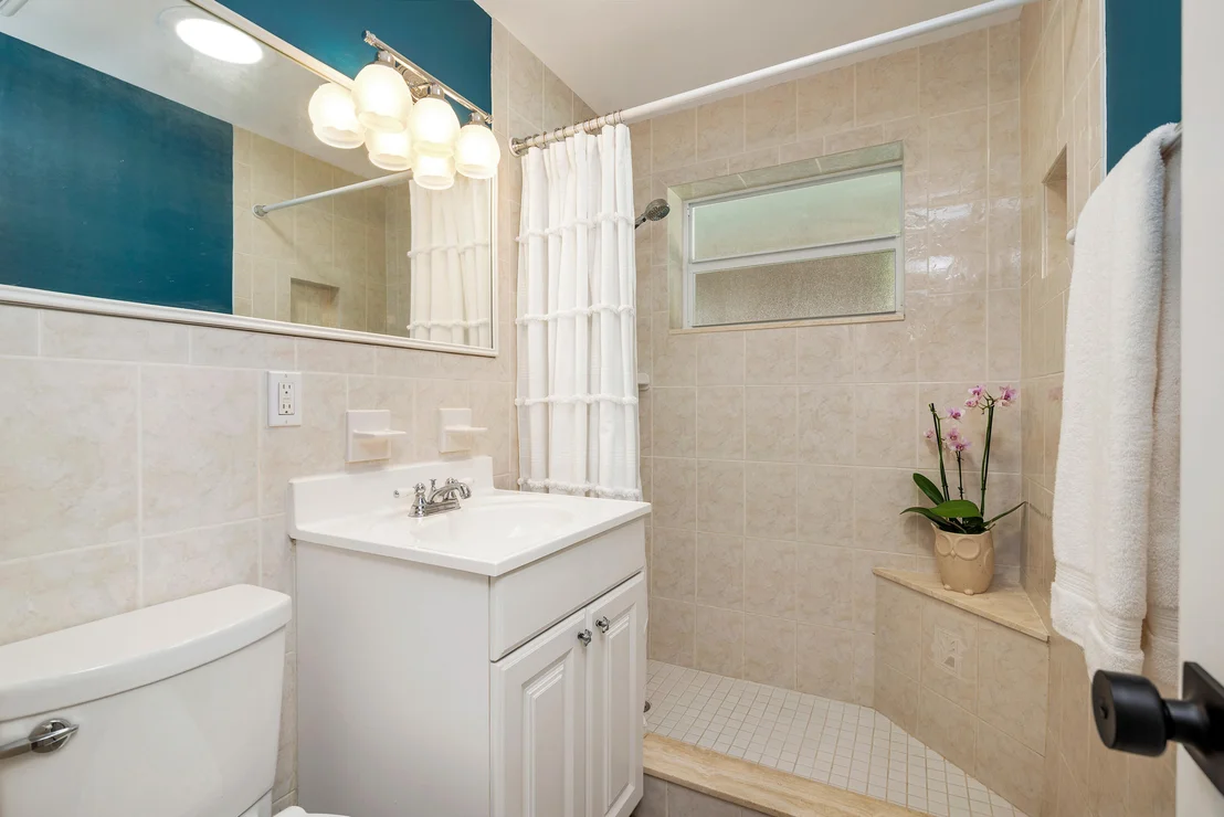 Photo of 16 Surf Road