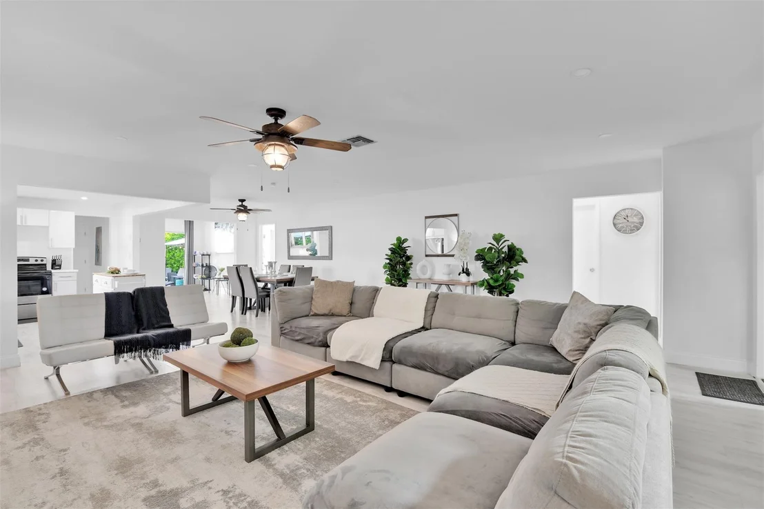 Photo of 214 SE 6th Street