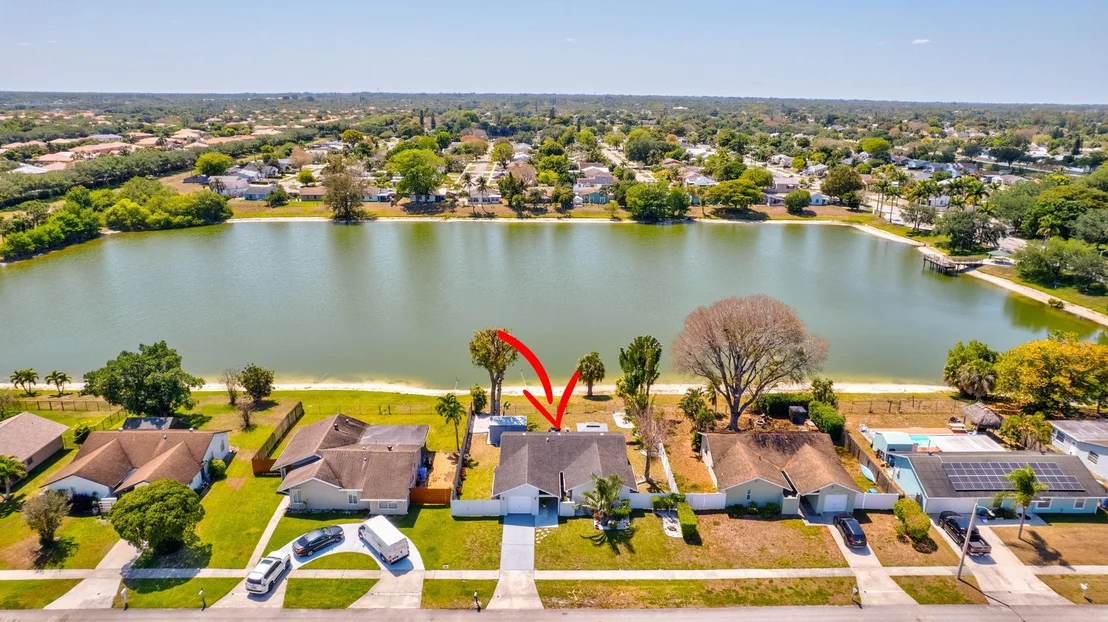 Photo of 1099 Harmony Way