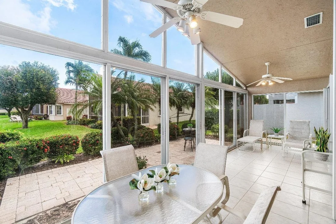 Photo of 6698 Sherbrook Drive