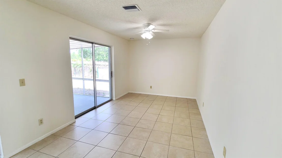Photo of 31 SE Cayuga Terrace