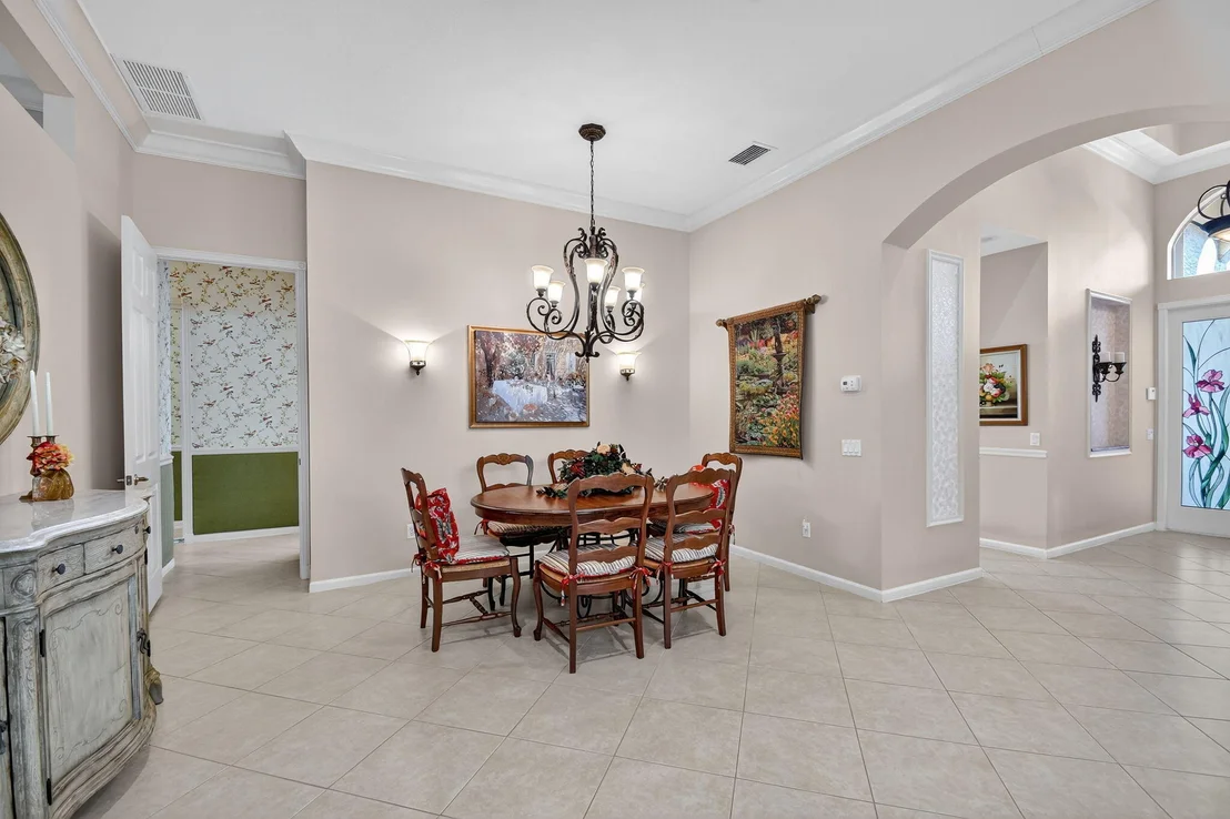 Photo of 7411 Maple Ridge Trail