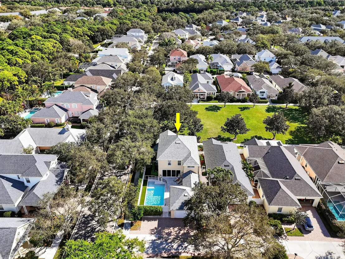 Photo of 211 Sugar Apple Way