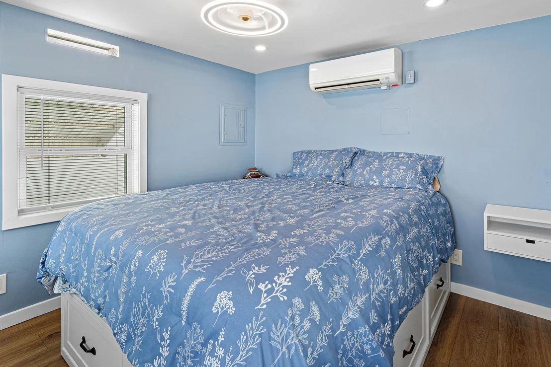 Photo of Unit K at 209 Java Drive
