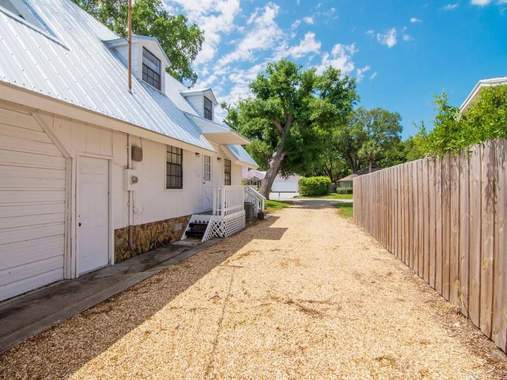 Photo of 386 13th Ave