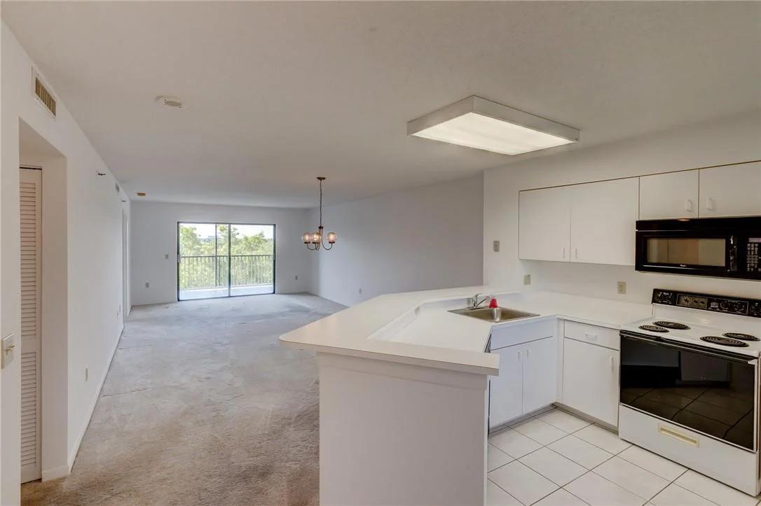 Photo of Unit 607 at 2240 N Cypress Bend Drive