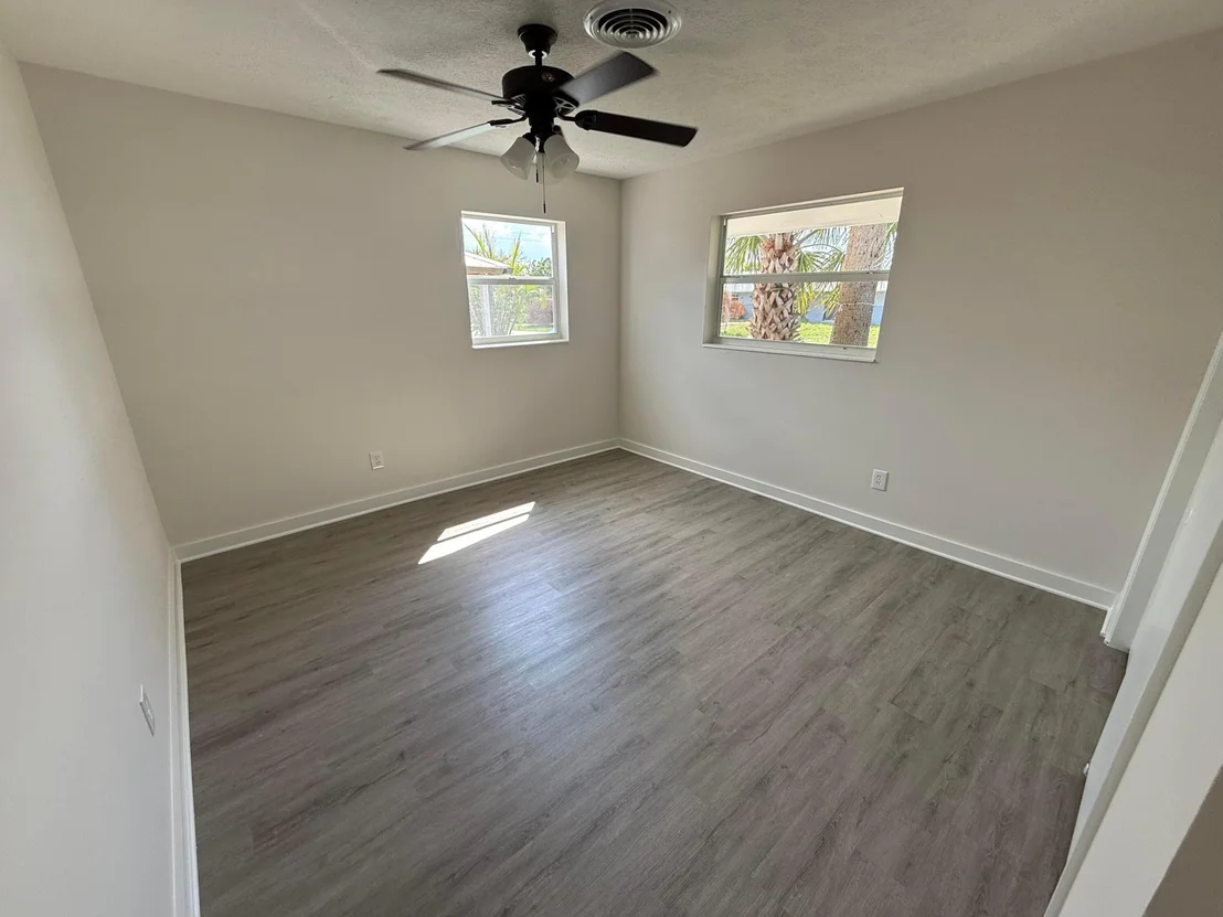 Photo of 2369 NE Rustic Way
