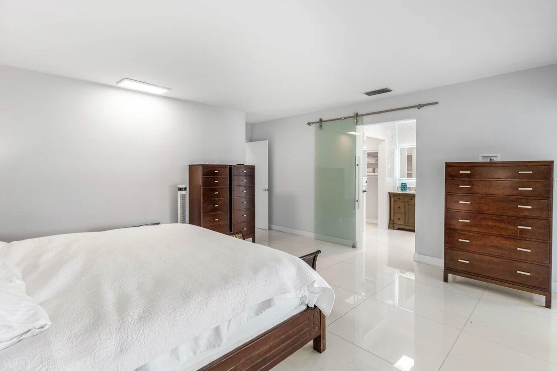 Photo of 900 Marble Way