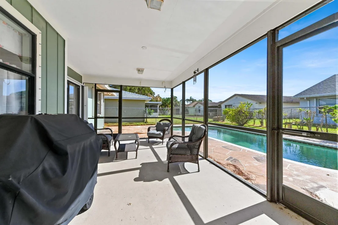 Photo of 2525 Maniki Drive