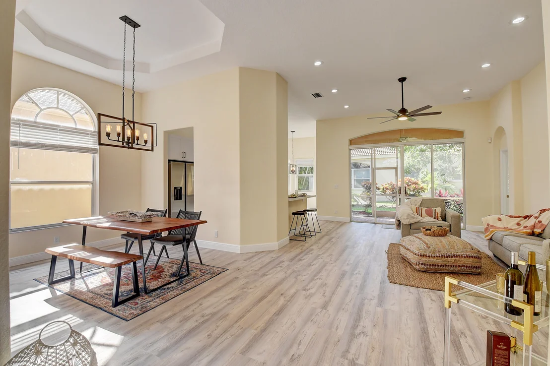 Photo of 7116 Demedici Circle