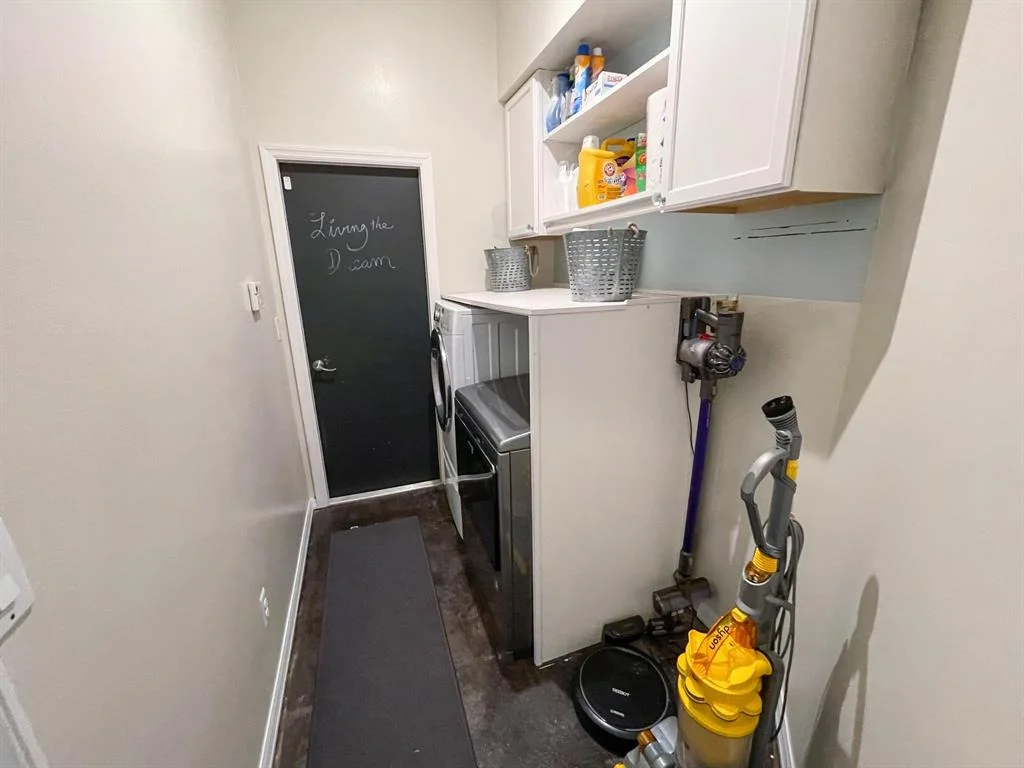 Photo of 5055 3rd Manor