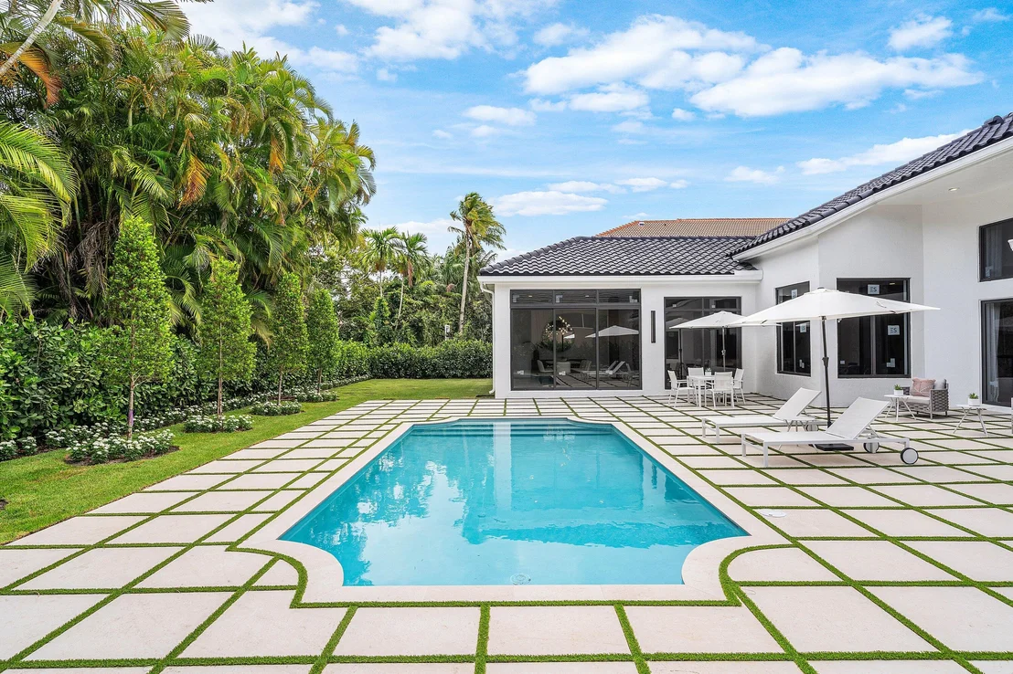 Photo of 7028 Mandarin Drive