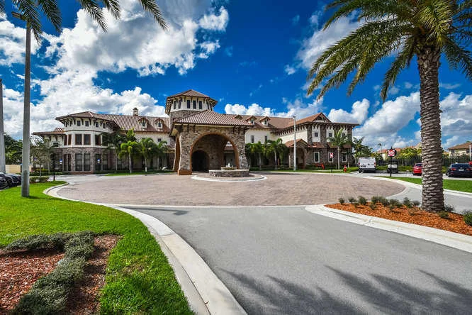 Photo of 10360 Peninsula Place