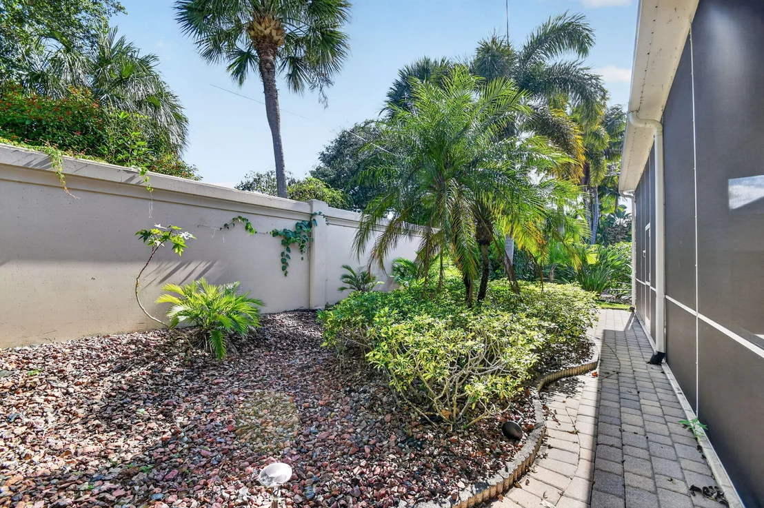Photo of 7200 Veneto Drive