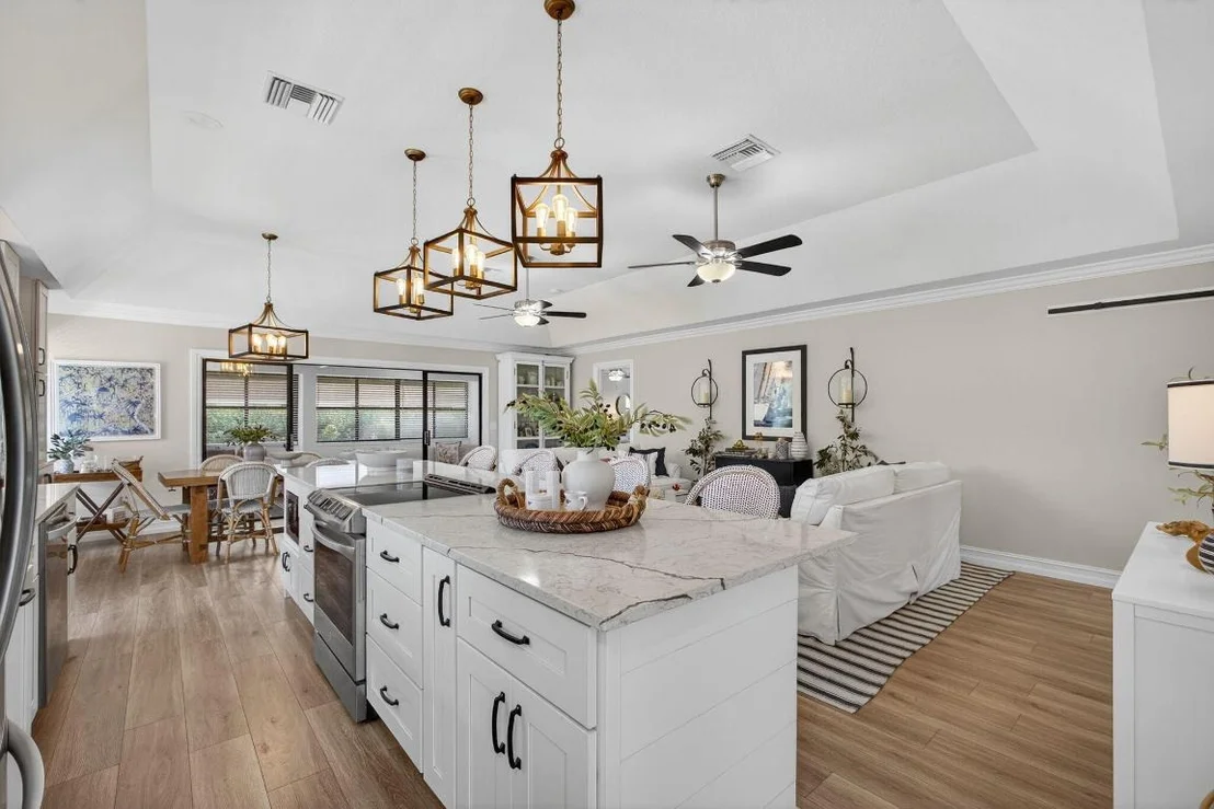 Photo of Unit B at 101 Half Moon Circle