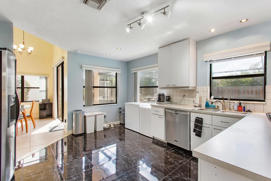 Photo of 23107 Sunfield Drive
