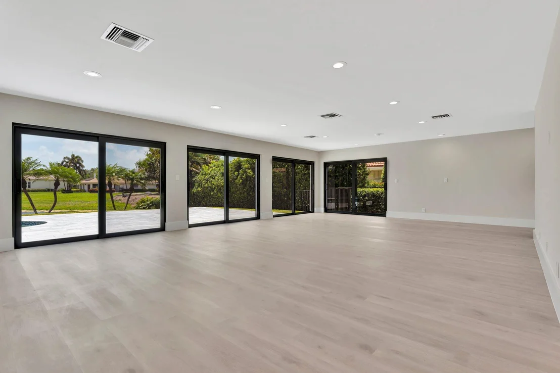 Photo of 5011 Pineview Circle