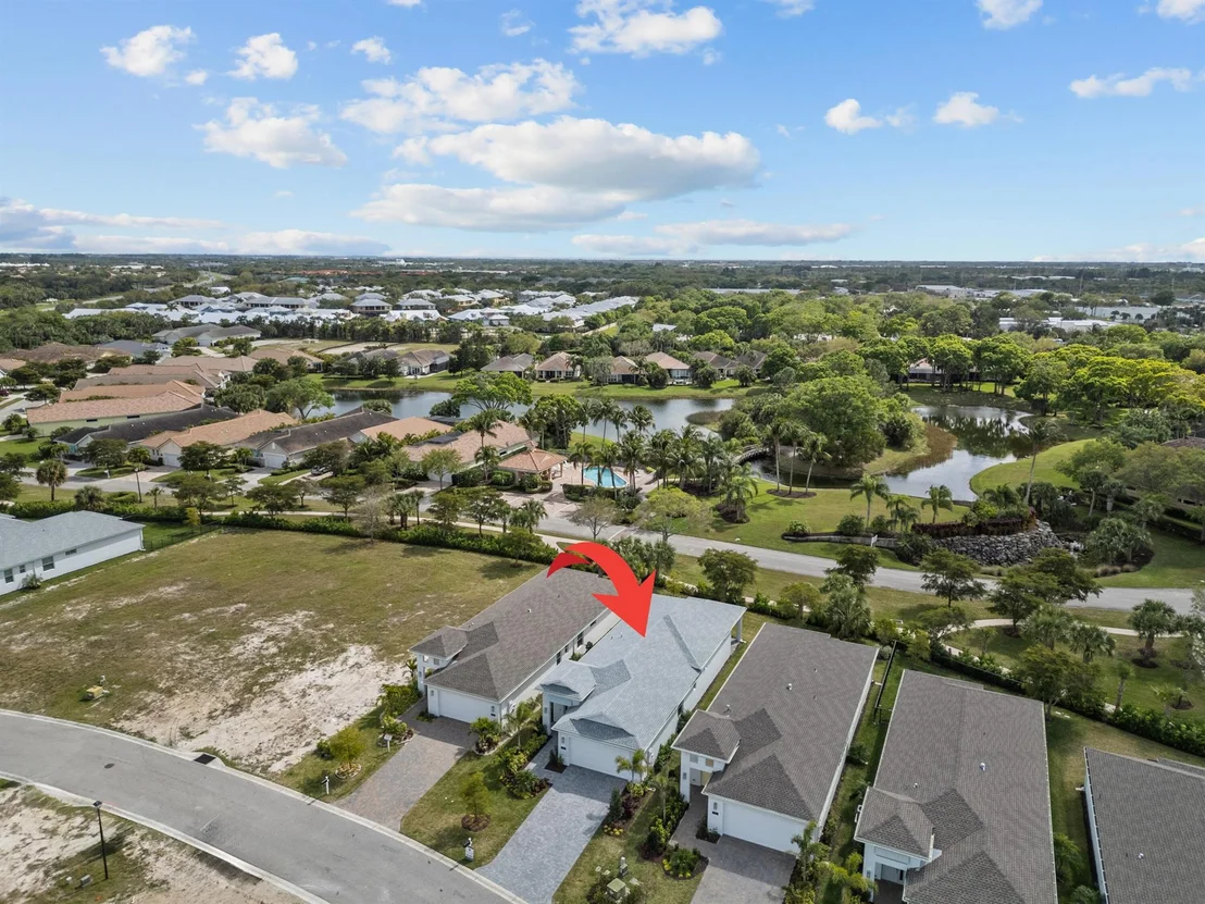 Photo of 2187 Falls Manor