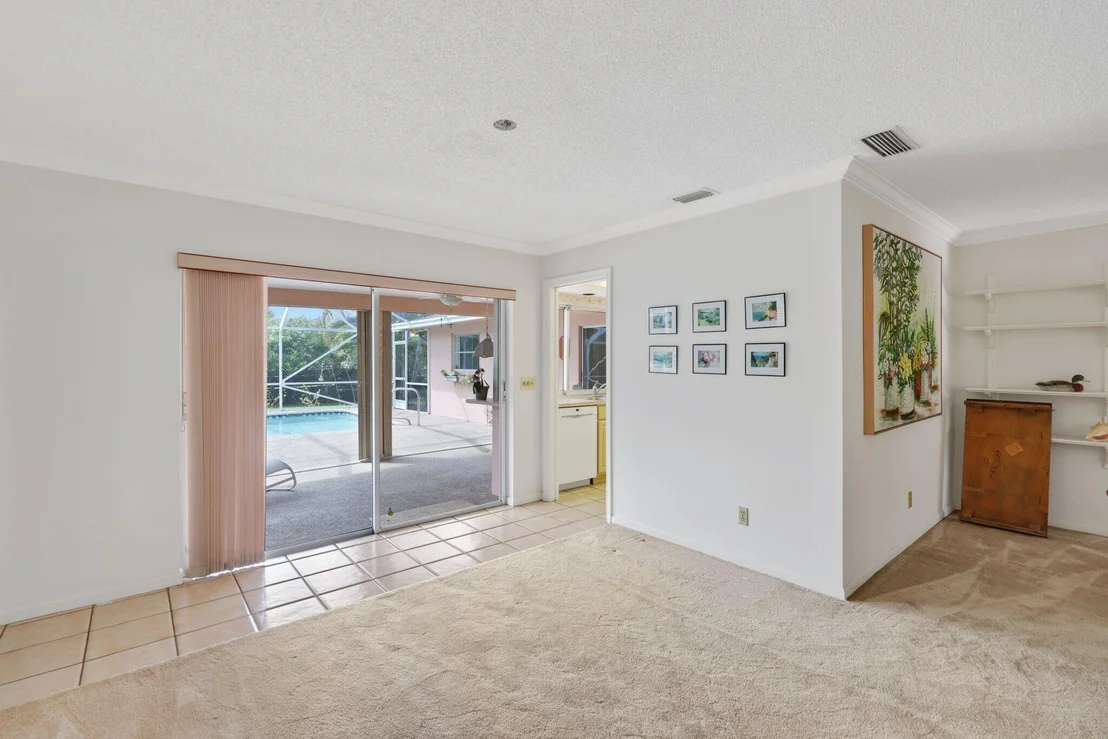 Photo of 73 Fairview E