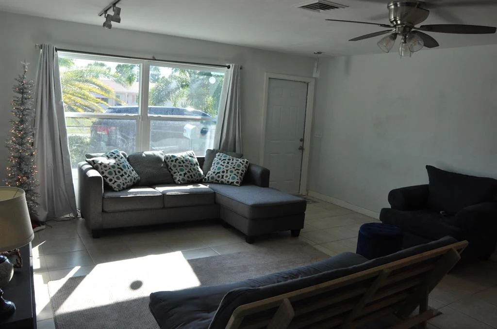 Photo of 551 Teak Drive