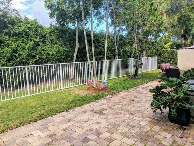 Photo of 4847 N Classical Boulevard