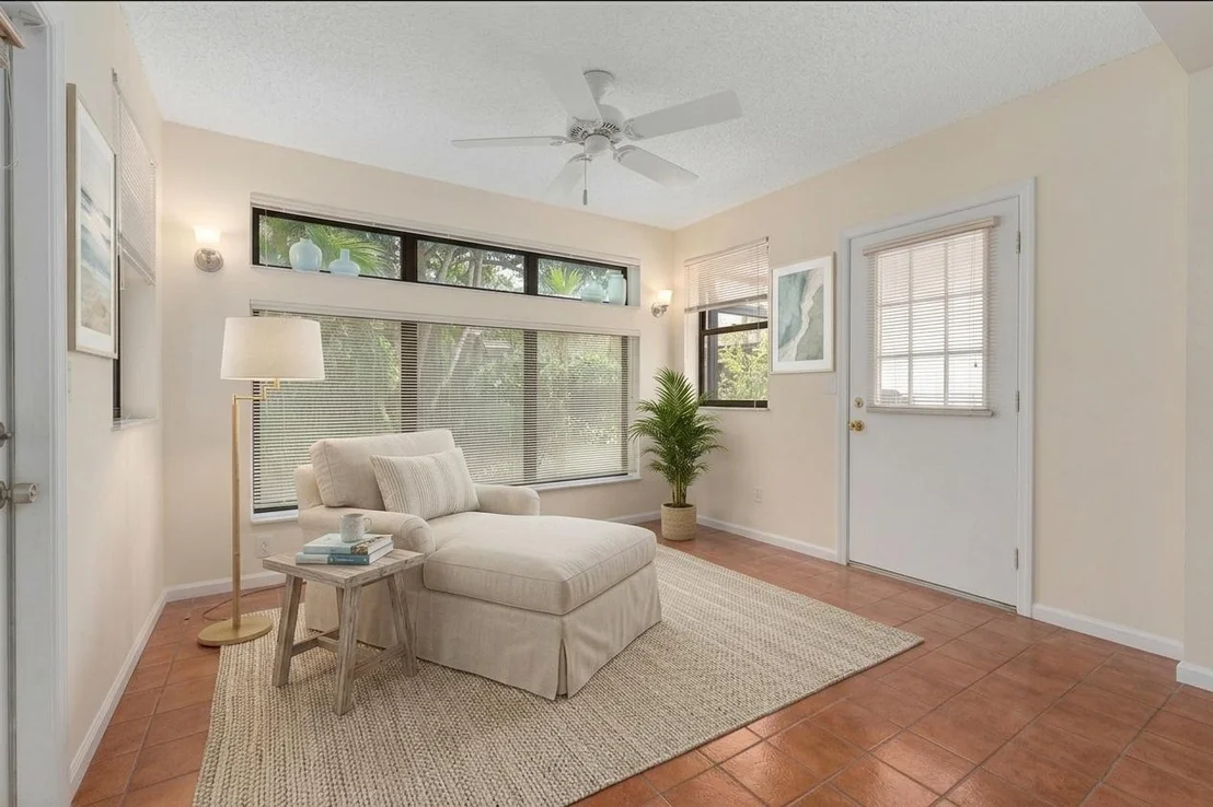 Photo of 4873 SE Bayshore Terrace