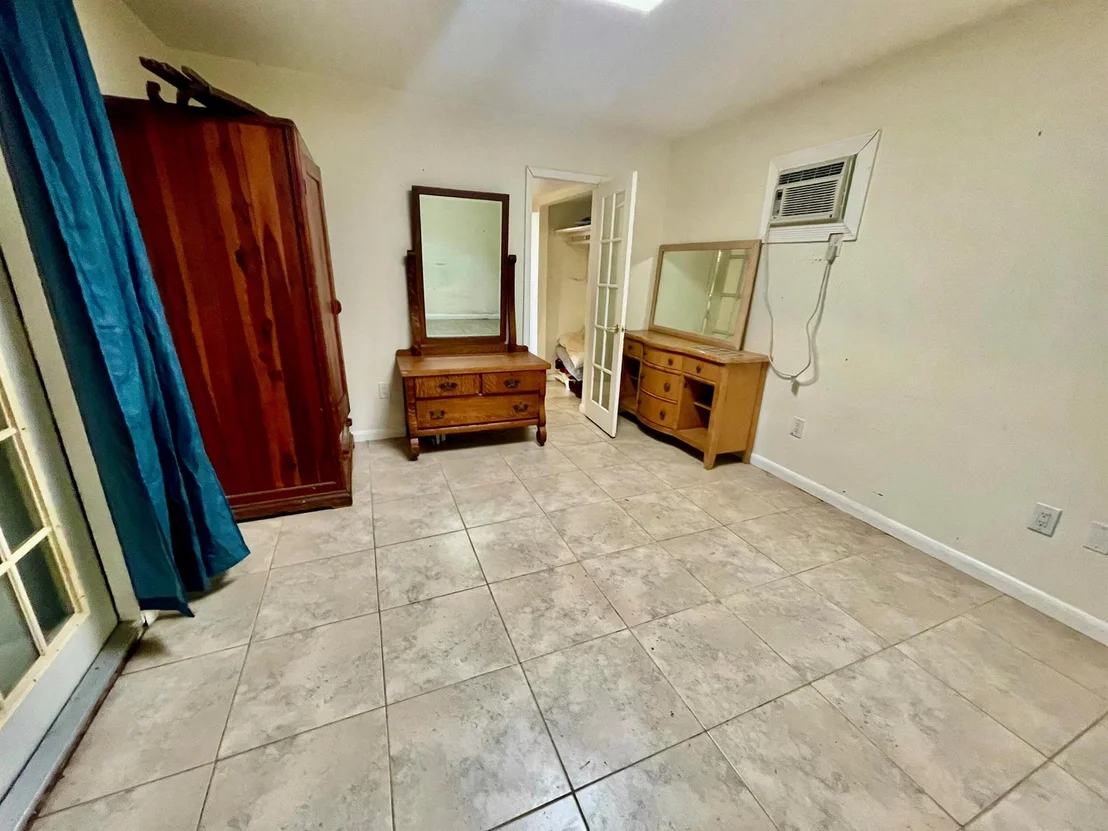 Photo of 1498 Hunter Road