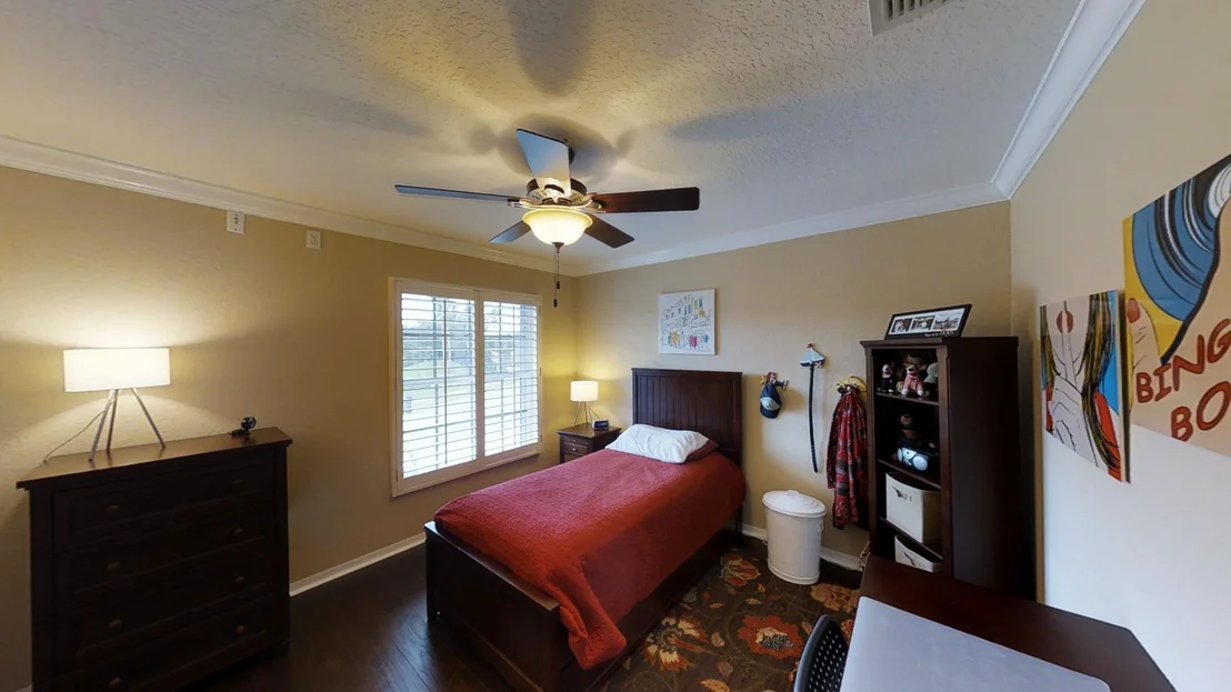 Photo of 11331 Edgewater Circle