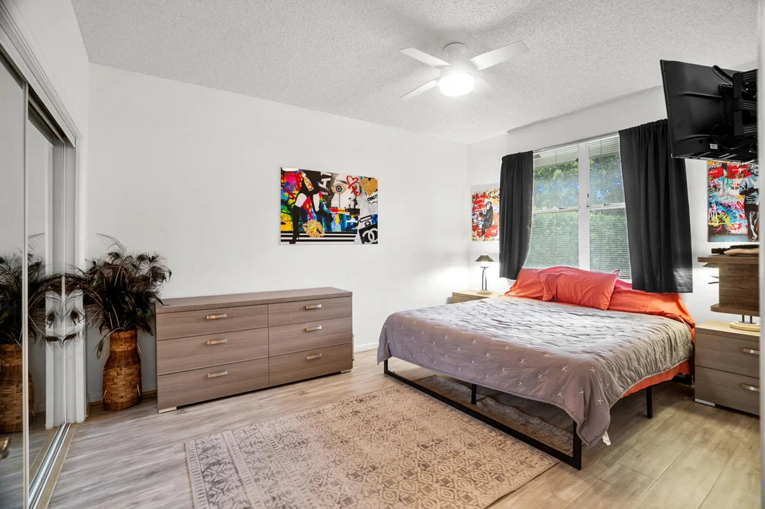 Photo of 7946 SHELBY Circle