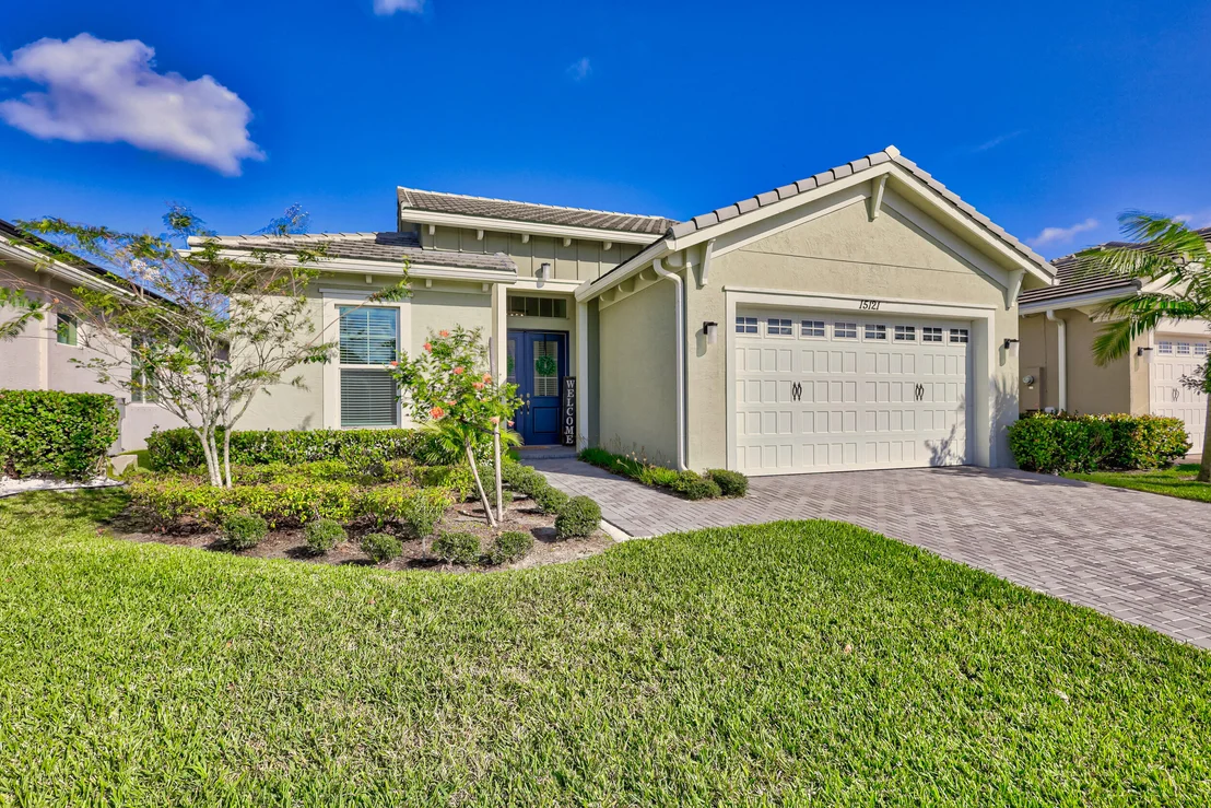 Photo of 15121 Goldfinch Circle