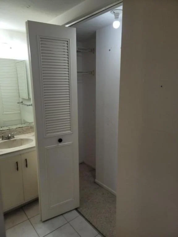 Photo of Unit B165 at 3302 SE Aster Lane