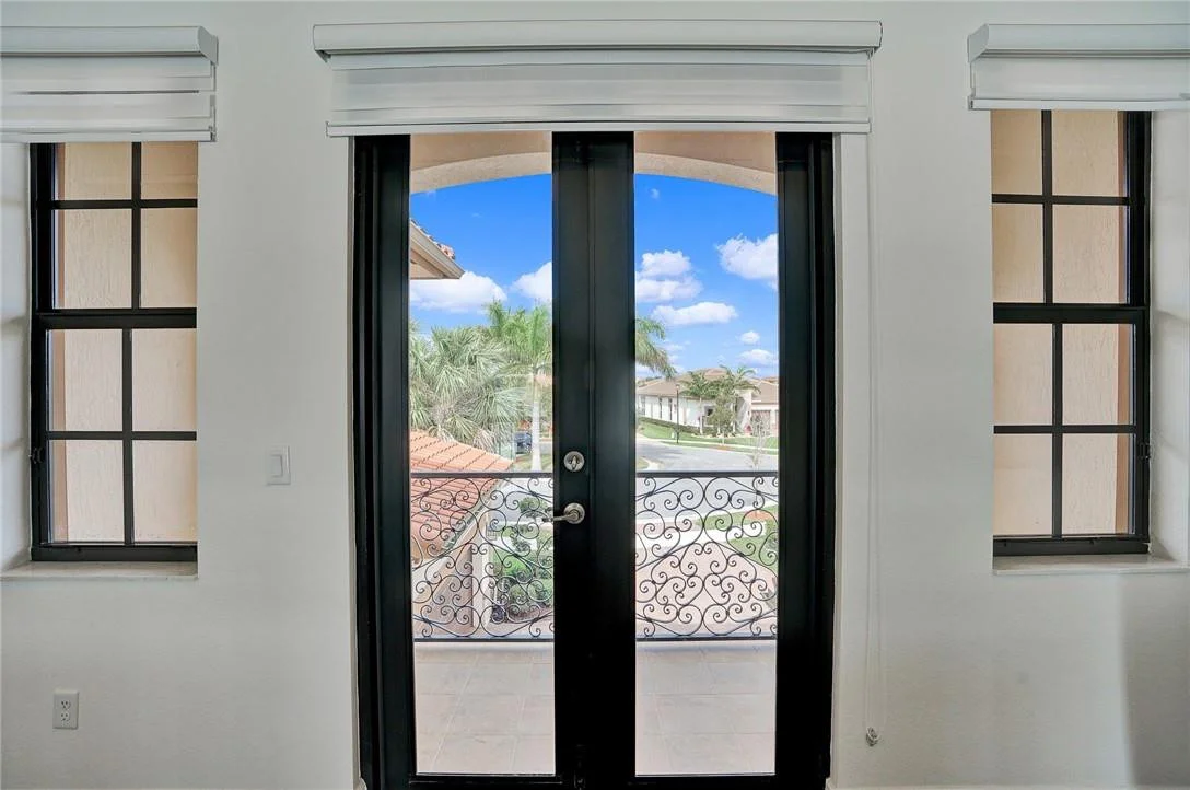 Photo of 8760 Lakeview Drive
