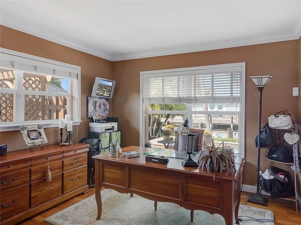 Photo of 821 SE 5th Avenue