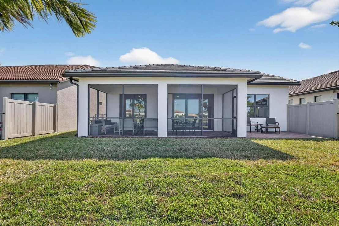 Photo of 8275 Pedigree Circle