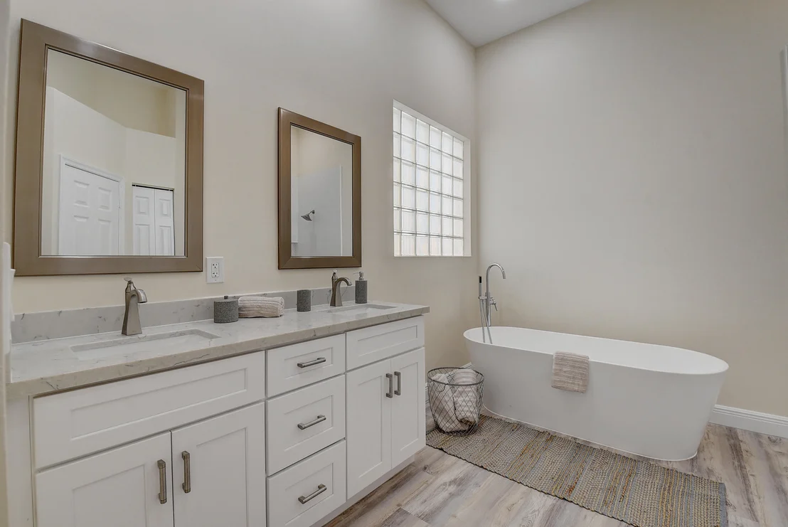 Photo of 7116 Demedici Circle
