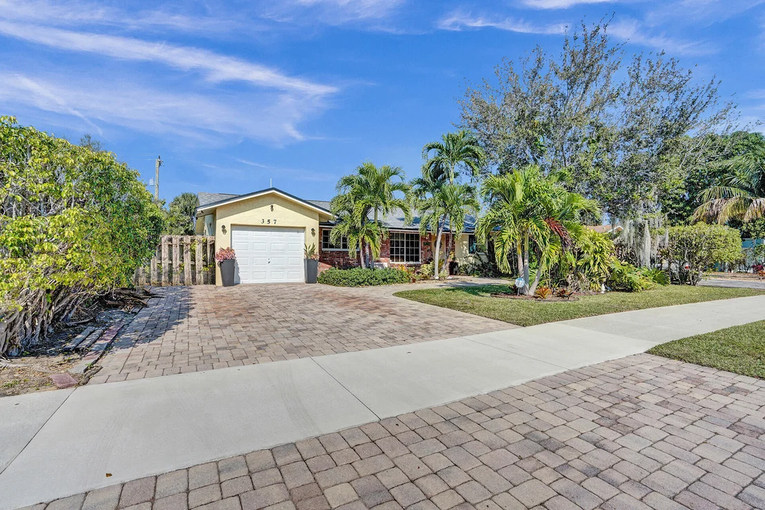 Photo of 357 NW 23rd Street
