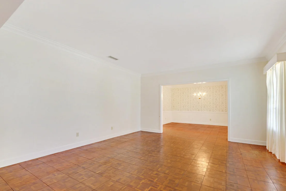 Photo of 409 Glenbrook Drive