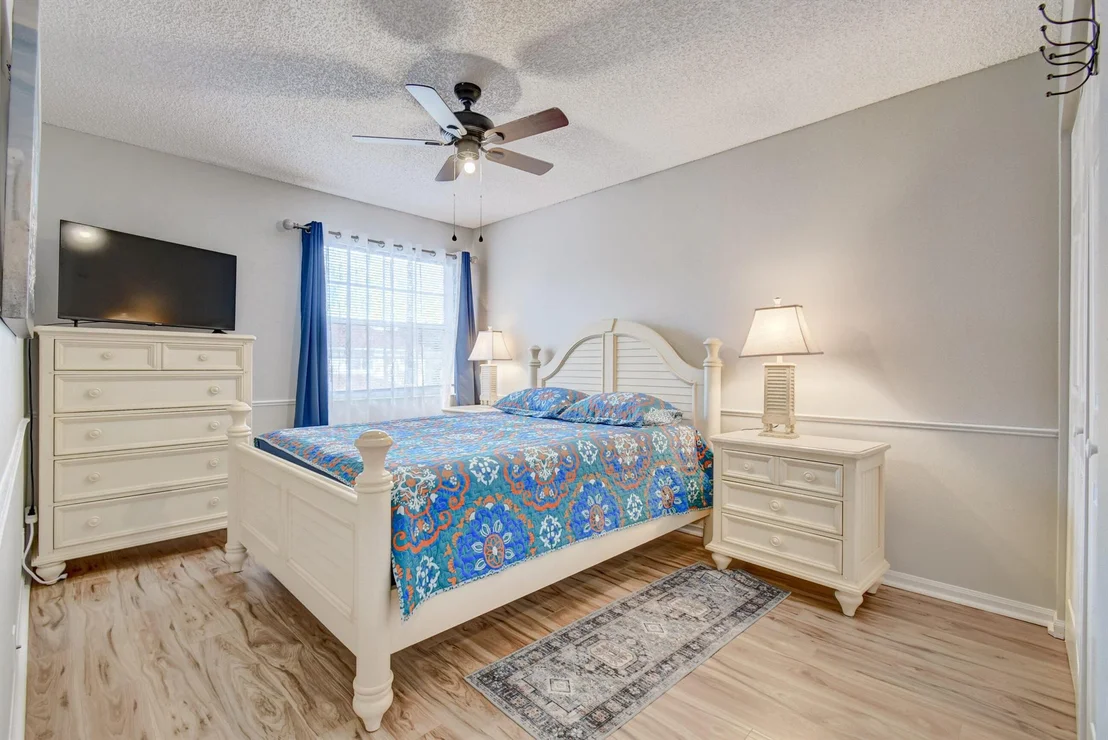 Photo of 7585 Thornlee Drive