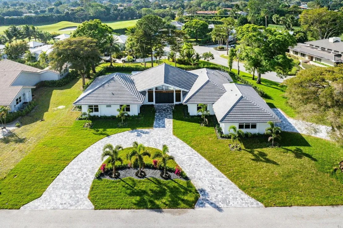 Photo of 4580 Oak Tree Court