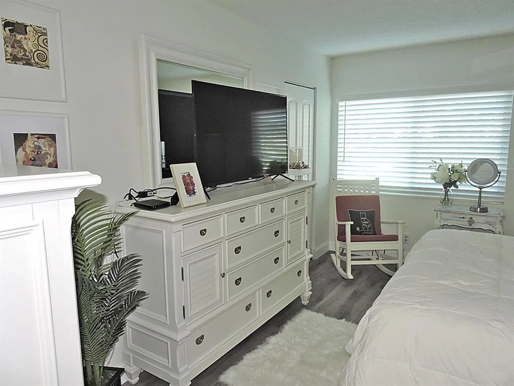 Photo of Unit C1 at 303 Pine Ridge Circle