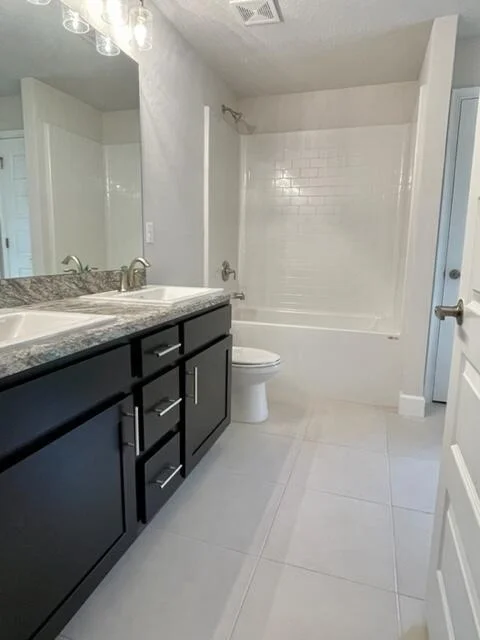 Photo of 8340 Amalfi Circle