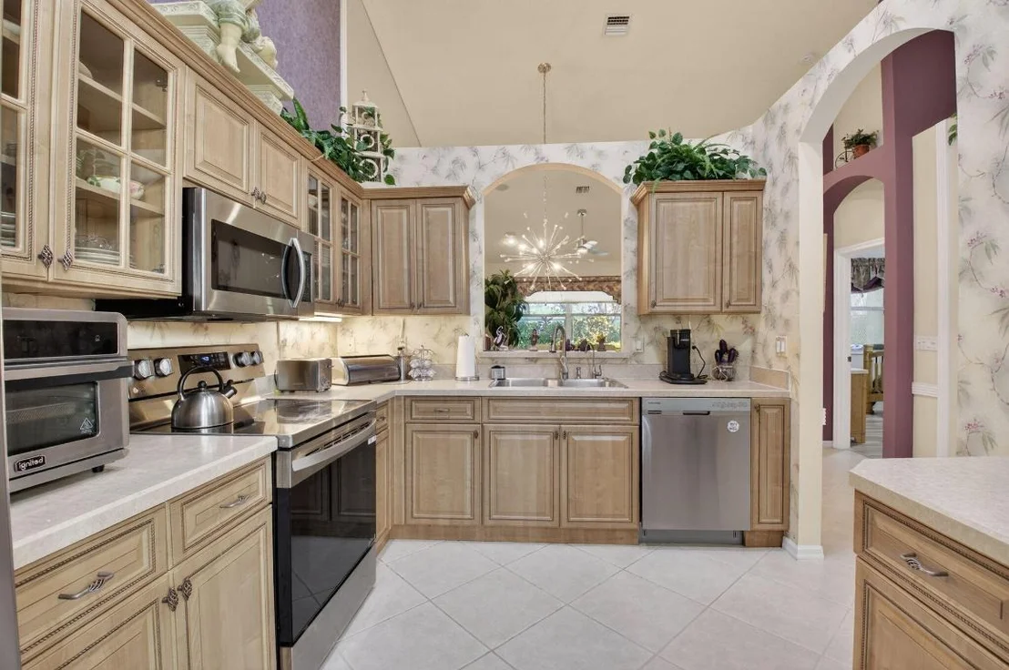 Photo of 6165 Petunia Road